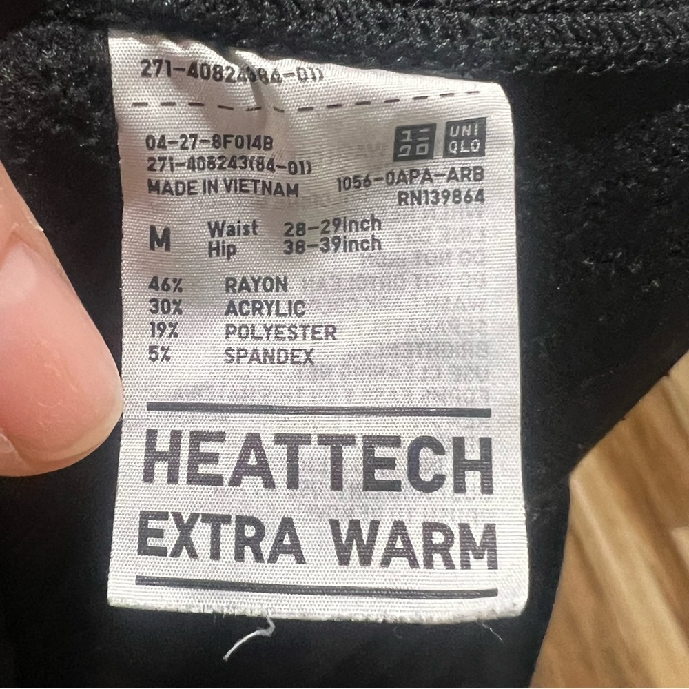 Uniqlo heat tech black leggings - Picture 5 of 5